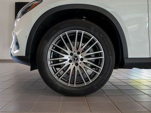 Certified 2026 Mercedes-Benz GLC 300 4MATIC image 7