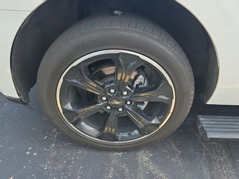 Certified 2023 Ford Expedition Limited AWD/4WD image 23