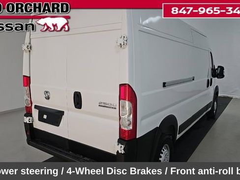 Used 2024 RAM ProMaster 2500 w/ Convenience Group FWD image 5