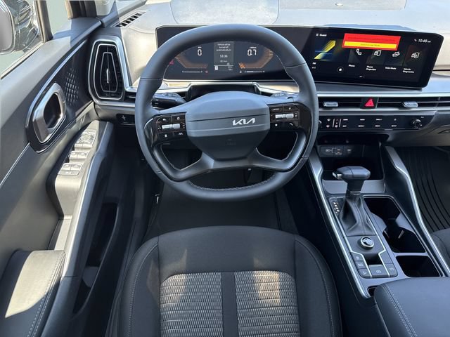 New 2026 Kia Sorento LX FWD image 18