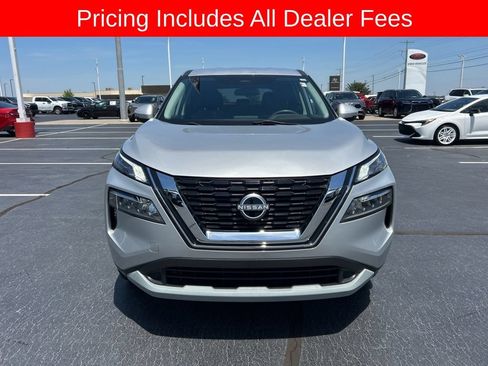 Used 2022 Nissan Rogue SV FWD image 21