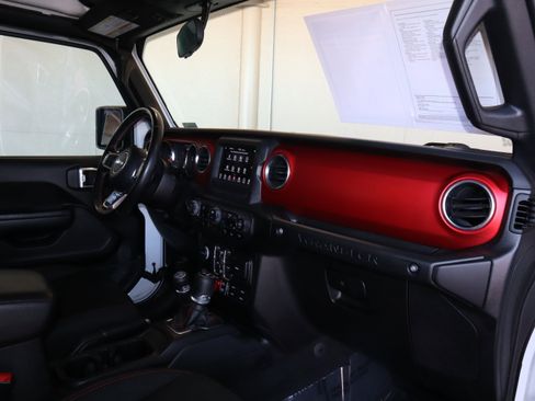 Used 2021 Jeep Wrangler Unlimited Rubicon w/ Safety Group image 38