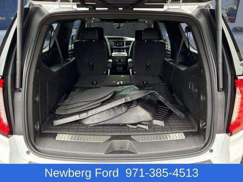 Used 2024 GMC Yukon XL Denali w/ Advanced Technology Package AWD/4WD image 34
