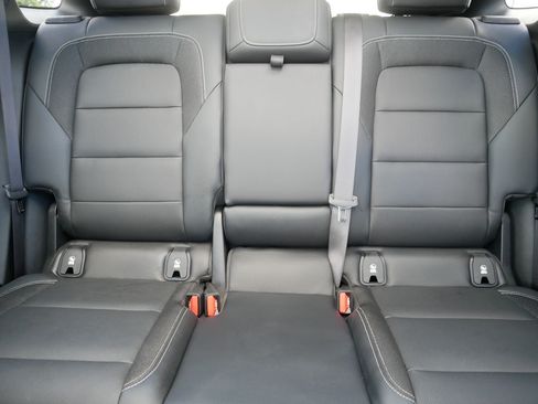 Used 2024 Chevrolet Blazer EV LT AWD/4WD image 13