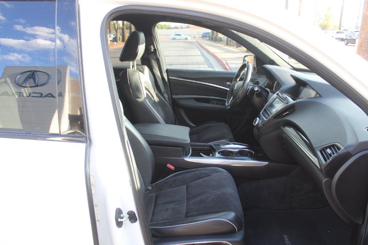 Used 2020 Acura MDX w/ Technology Package AWD/4WD image 13