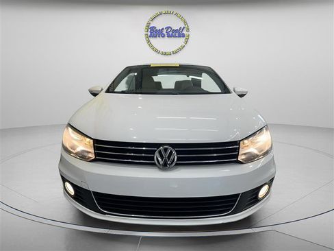 Used 2015 Volkswagen Eos Komfort FWD image 11