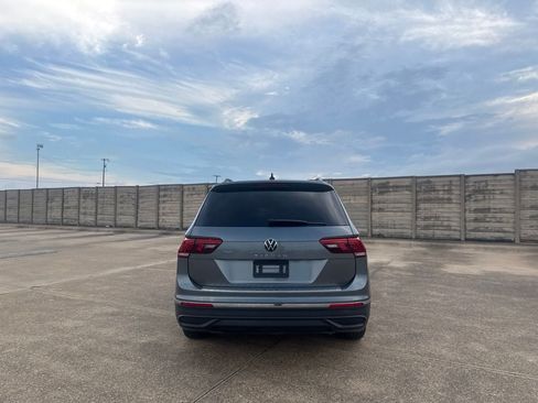 Used 2022 Volkswagen Tiguan S FWD image 19