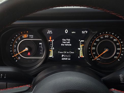 Used 2024 Jeep Wrangler Unlimited Rubicon image 22