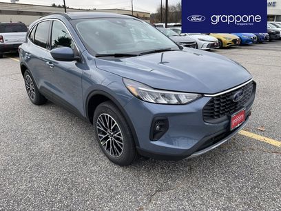 New 2026 Ford Escape Base w/ Class II Trailer Tow Package