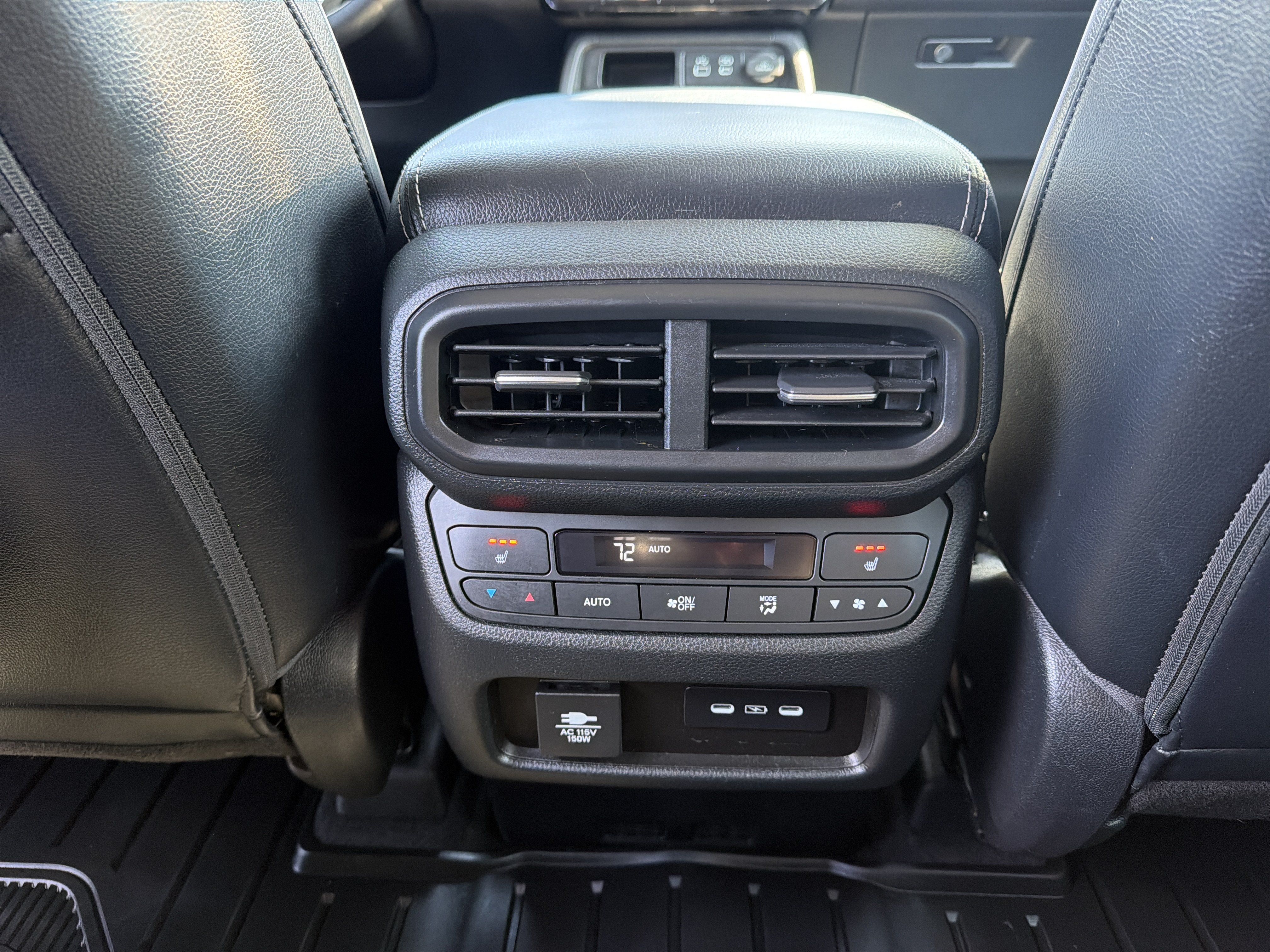 Used 2024 Honda Pilot Elite image 28