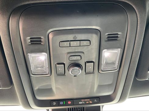 Used 2024 GMC Yukon AT4 w/ Technology Package AWD/4WD image 33