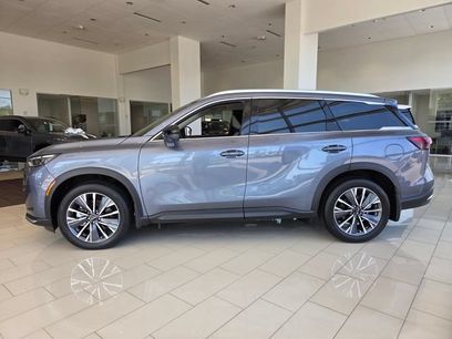 New 2027 INFINITI QX60 Luxe w/ Family Package