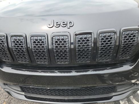 Used 2020 Jeep Cherokee Latitude Plus AWD/4WD image 15