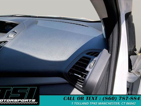 Used 2017 Ford Escape SE AWD/4WD image 17