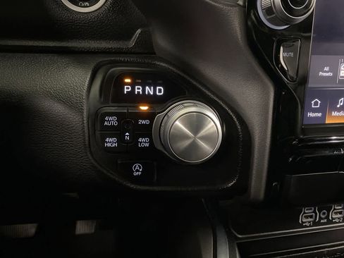 Used 2025 RAM 1500 Laramie image 26