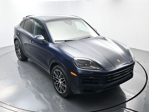 Certified 2024 Porsche Cayenne Coupe image 40
