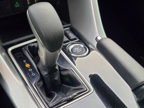 Used 2023 Mitsubishi Eclipse Cross LE image 34