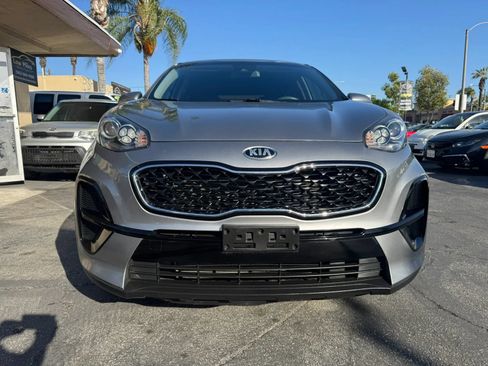 Used 2021 Kia Sportage LX FWD image 2