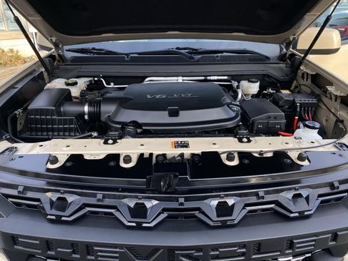 Certified 2022 Chevrolet Colorado ZR2 w/ ZR2 Dusk Special Edition image 20