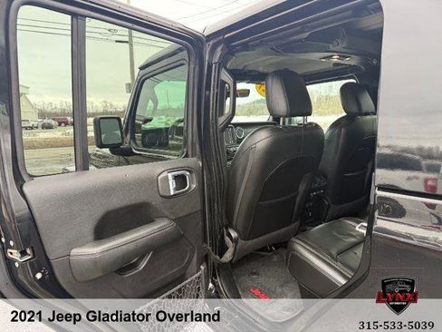 Used 2021 Jeep Gladiator Overland w/ Popular Equipment Package image 31