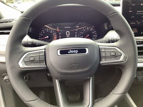 New 2026 Jeep Compass Limited image 11