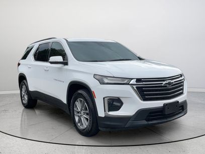 Used 2022 Chevrolet Traverse LT