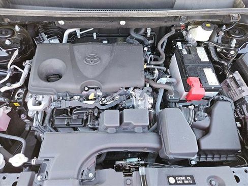 Used 2024 Toyota RAV4 XLE FWD image 26