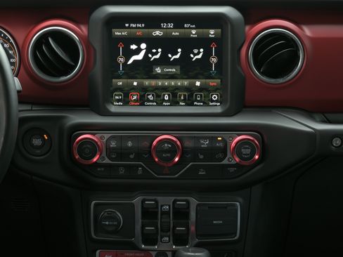Used 2023 Jeep Gladiator Rubicon w/ Cold Weather Group AWD/4WD image 19