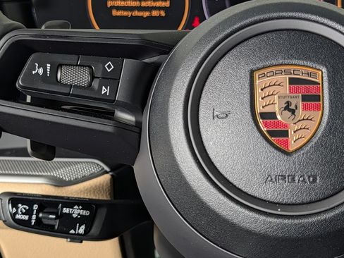 New 2026 Porsche Cayenne AWD/4WD image 38