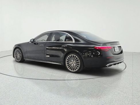Certified 2023 Mercedes-Benz S 500 4MATIC image 7
