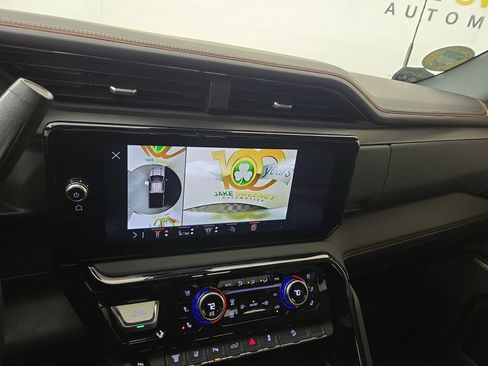 Certified 2025 GMC Sierra 3500 AT4 w/ Technology Package image 21