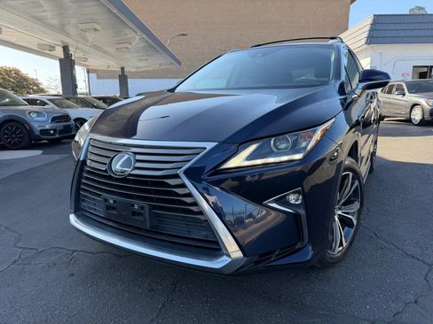Used 2018 Lexus RX 350 FWD w/ Premium Package image 3