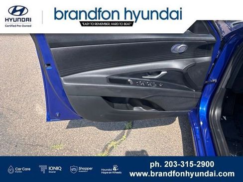 Used 2024 Hyundai Elantra SEL FWD image 11