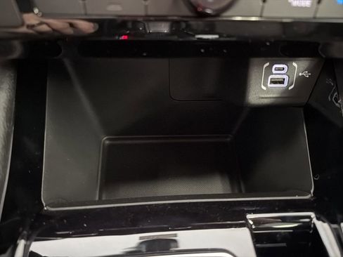 New 2026 Jeep Compass Limited image 15