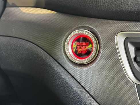 Used 2025 Honda Ridgeline Sport image 25