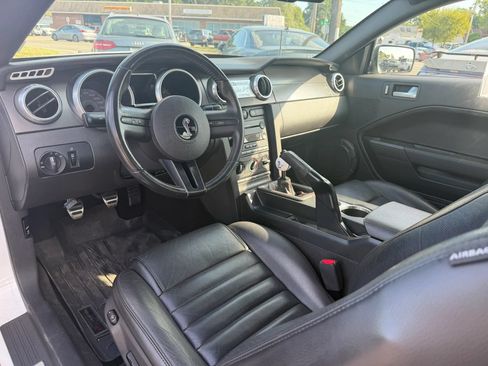 Used 2007 Ford Mustang Shelby GT500 RWD image 15