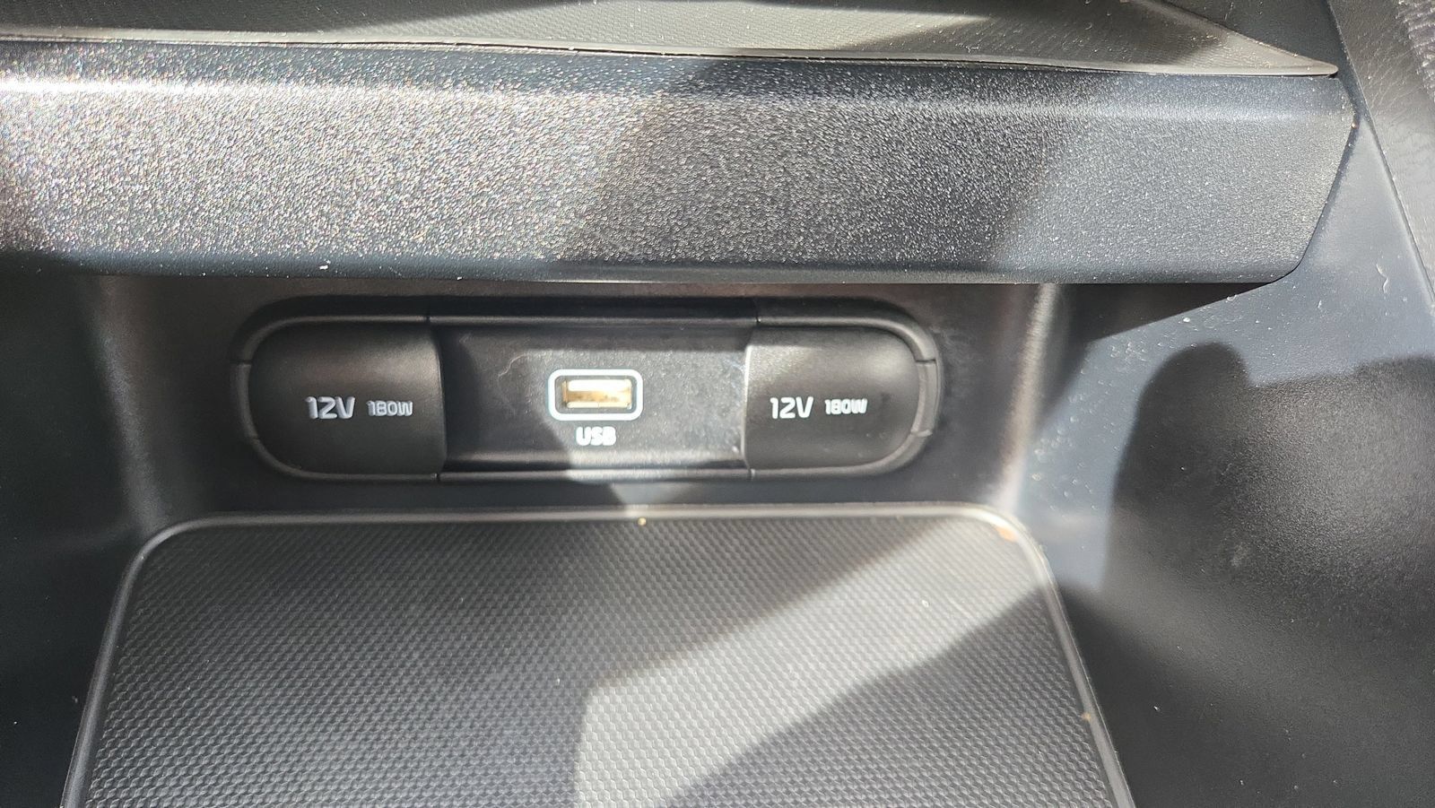 Used 2023 Kia Forte LXS w/ LXS Technology Package FWD image 16