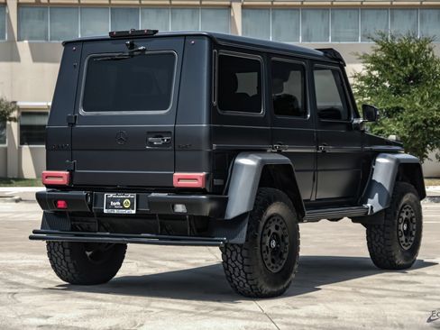 Used 2017 Mercedes-Benz G 550 Squared image 18
