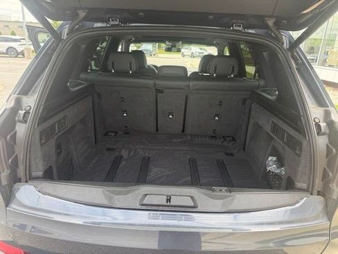 Used 2019 BMW X5 xDrive40i w/ Executive Package AWD/4WD image 11