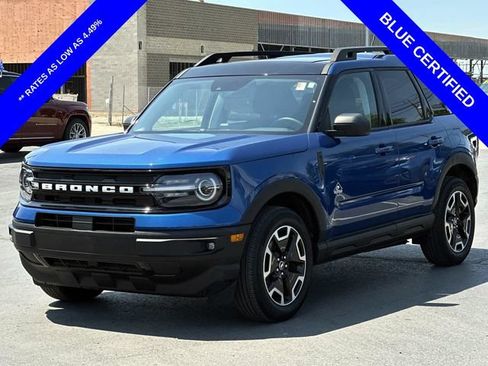 Certified 2023 Ford Bronco Sport Outer Banks w/ Tech Package AWD/4WD image 4