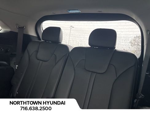 Used 2025 Kia Sorento EX w/ EX Panoramic Sunroof Package image 9