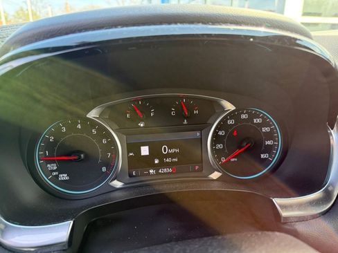 Used 2023 Chevrolet Traverse LT w/ LT Premium Package image 13