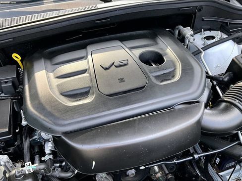 Used 2021 Jeep Grand Cherokee Limited AWD/4WD image 31