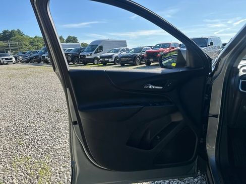 Used 2024 Chevrolet Equinox LT AWD/4WD image 23