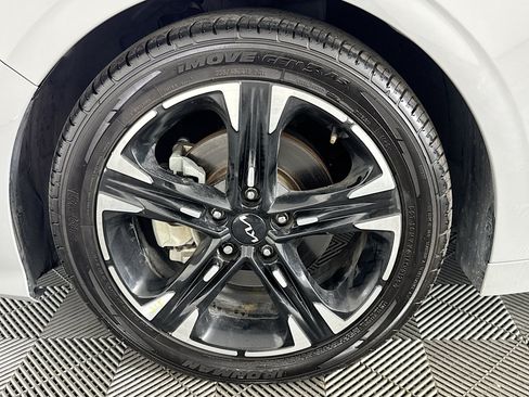 Used 2022 Kia K5 GT-Line AWD/4WD image 36