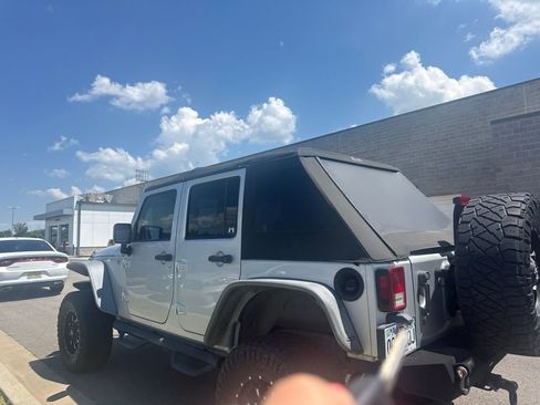Used 2012 Jeep Wrangler Unlimited Sport AWD/4WD image 8