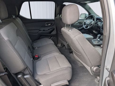 Used 2023 Chevrolet Traverse LT w/ LPO, Floor Liner Package AWD/4WD image 9