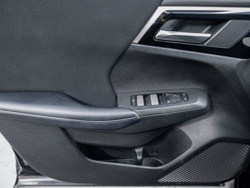 Used 2022 Mitsubishi Outlander ES image 23