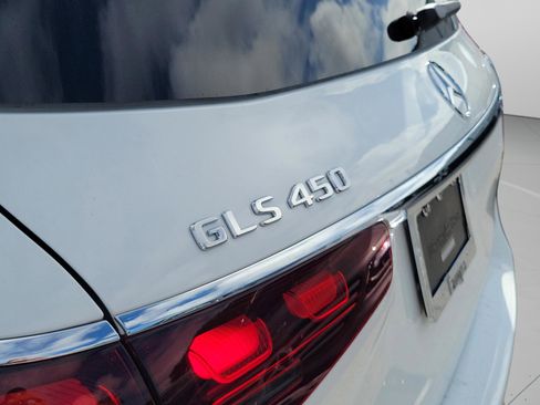 New 2026 Mercedes-Benz GLS 450 4MATIC image 27