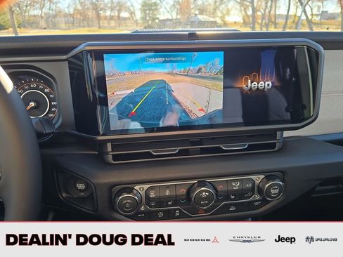 New 2026 Jeep Gladiator Sport image 20